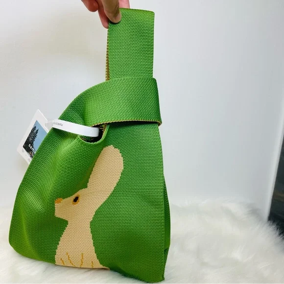 NWT Versatile Rabbit Design Tote Bag/Green - Picture 4 of 9